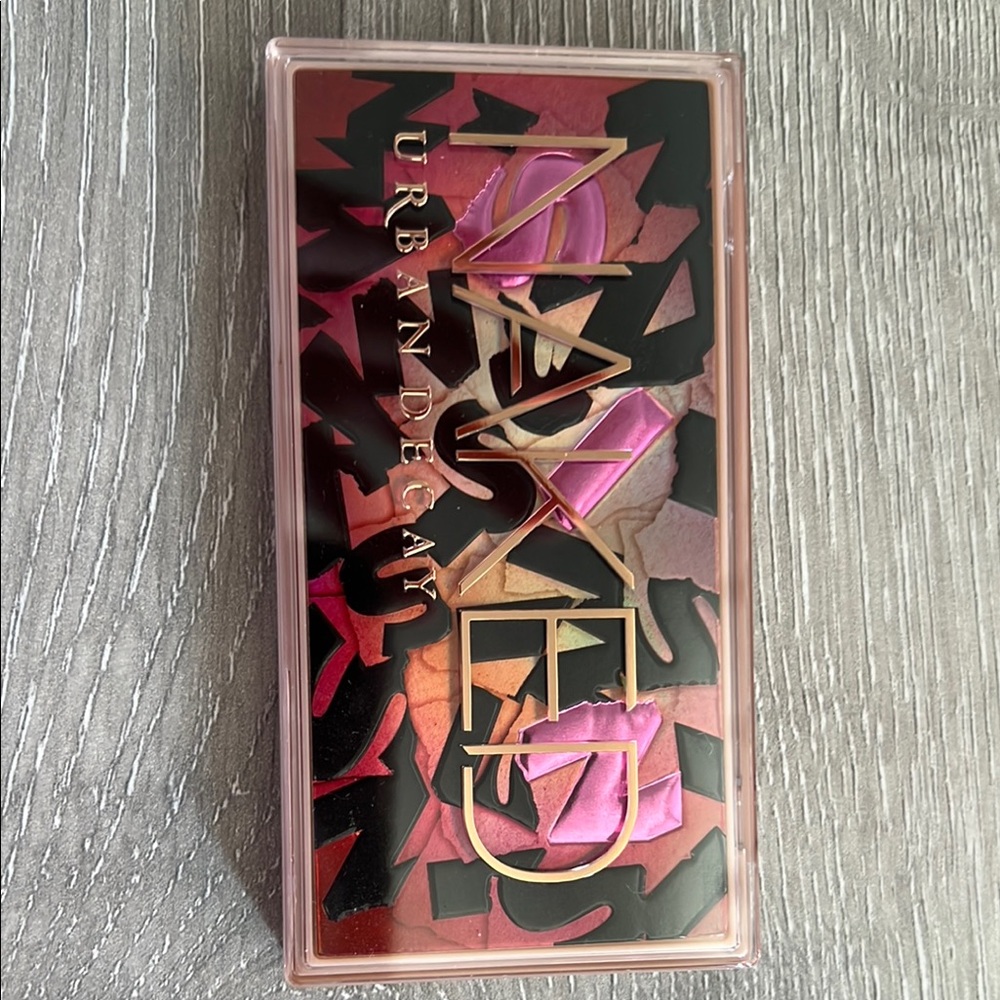 Urban Decay Naked Eyeshadow Palette